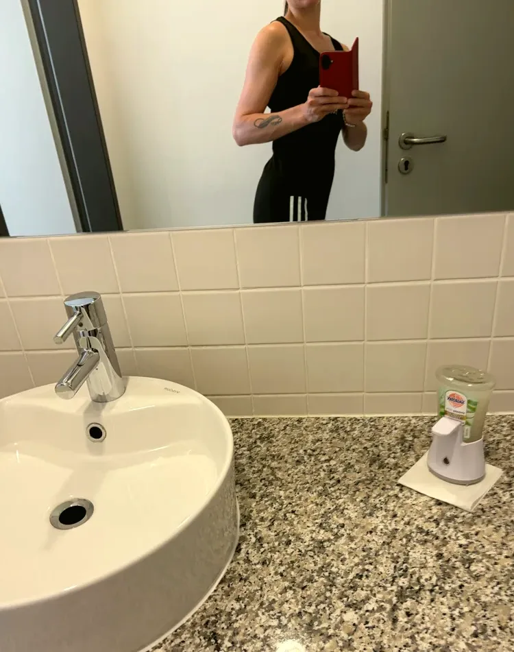 Bethany, 39