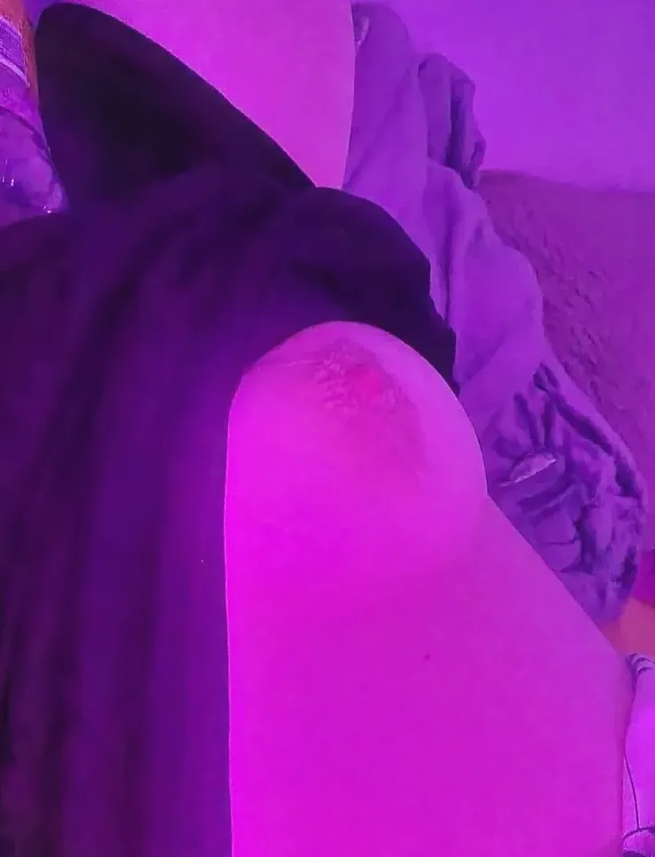 Poppy, 34
